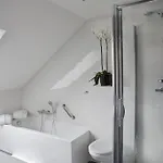 Azur En Ardenne 4* 더뷔