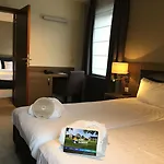 Azur En Ardenne 더뷔