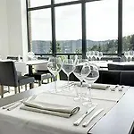 Azur En Ardenne 호텔 4*