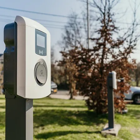 فندق أزور إن أردين دربي