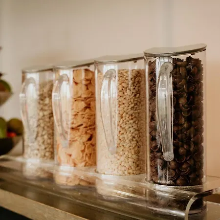 أزور إن أردين 4* دربي