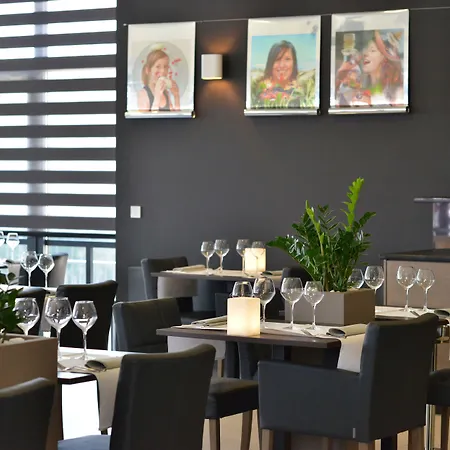 奥兹恩阿登纳酒店 酒店 杜柏