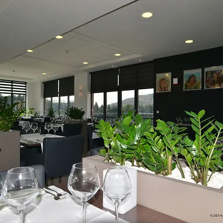 Azur En Ardenne Otel