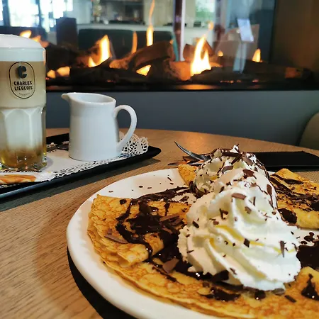 أزور إن أردين فندق 4*