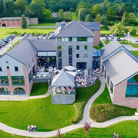 أزور إن أردين فندق