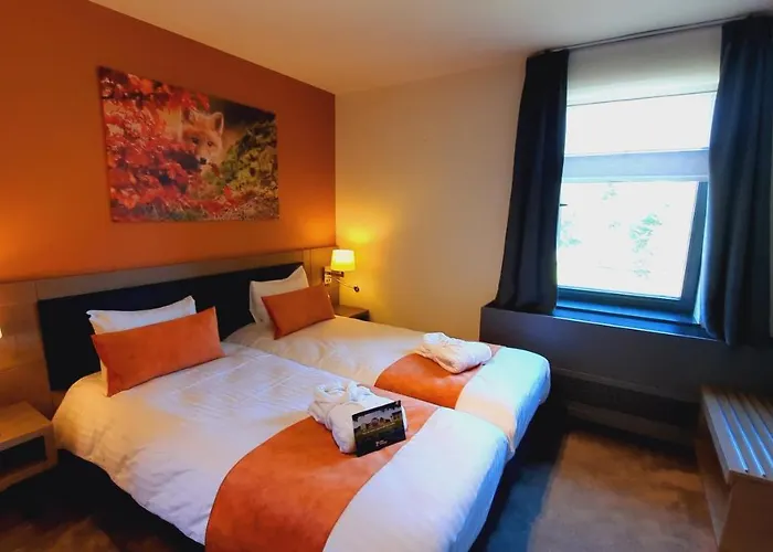 호텔 Azur En Ardenne 더뷔