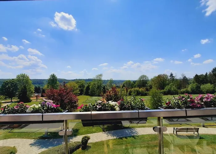 호텔 Azur En Ardenne 더뷔