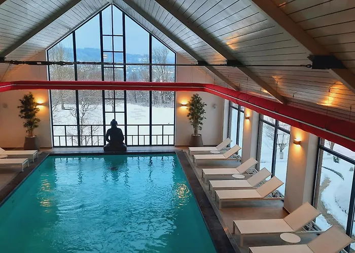 호텔 Azur En Ardenne 더뷔