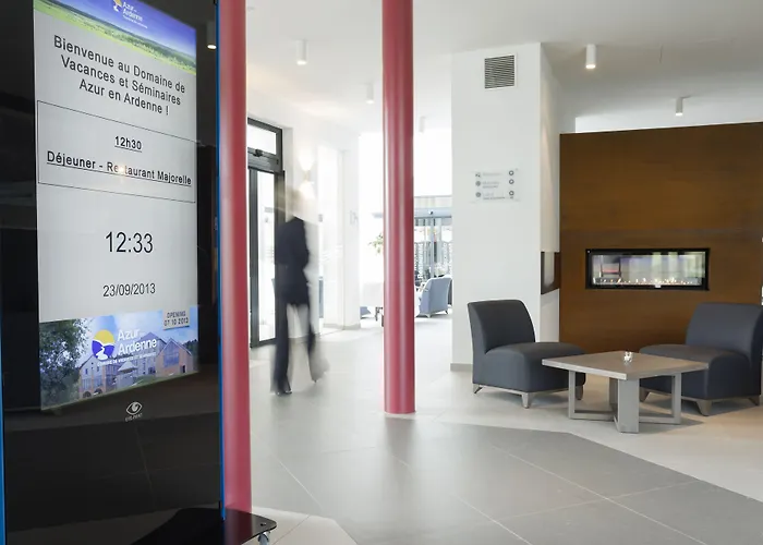 Azur En Ardenne 4* 더뷔