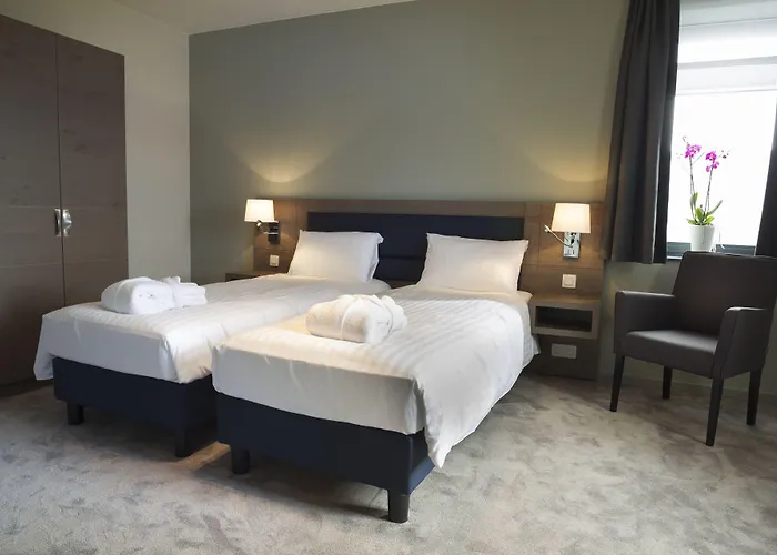 Azur En Ardenne 호텔 더뷔