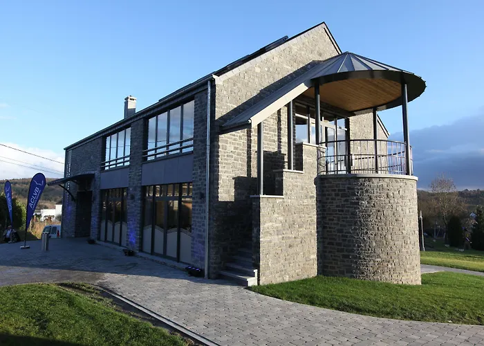 Azur En Ardenne 호텔