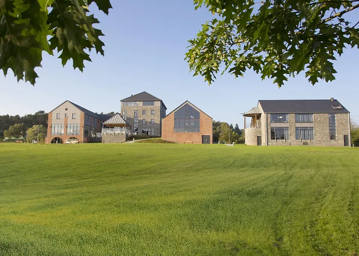 Azur En Ardenne 더뷔