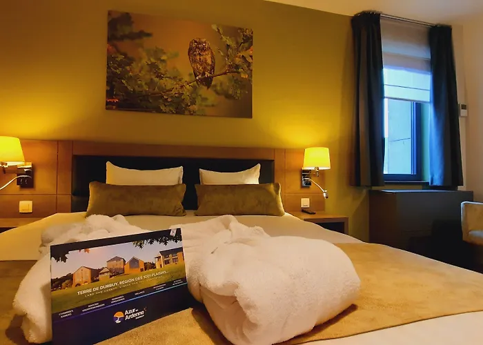Azur En Ardenne 4* 더뷔