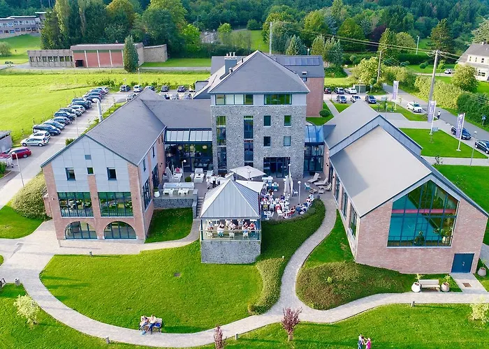 Azur En Ardenne 호텔
